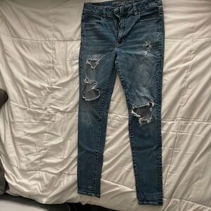 Ripped American Eagle Outfitters Hi-Rise Jegging